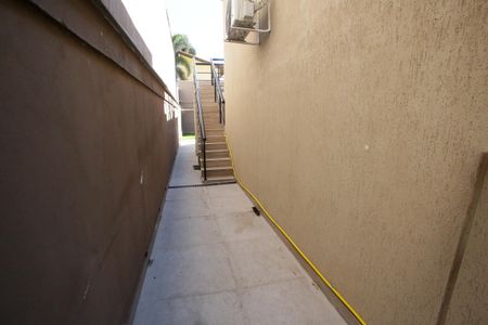 Casa de condomínio à venda com 430m², 5 quartos e 6 vagasCorredor Lateral