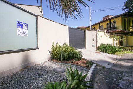 Casa de condomínio à venda com 430m², 5 quartos e 6 vagasPlaquinha