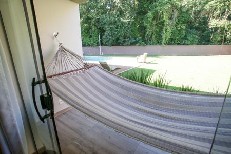 Casa de condomínio à venda com 430m², 5 quartos e 6 vagasVaranda da Suíte 2
