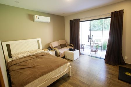 Casa de condomínio à venda com 430m², 5 quartos e 6 vagasQuarto Suíte 3