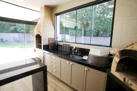 Casa de condomínio à venda com 430m², 5 quartos e 6 vagasÁrea Gourmet