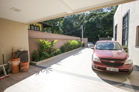 Casa de condomínio à venda com 430m², 5 quartos e 6 vagasGaragem