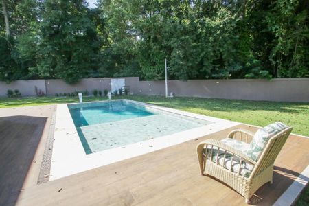Casa de condomínio à venda com 430m², 5 quartos e 6 vagasPiscina