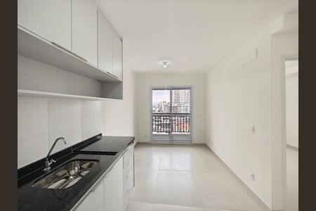 Sala / Cozinha de apartamento para alugar com 1 quarto, 30m² em Vila Gustavo, São Paulo