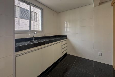 Apartamento à venda com 2 quartos, 63m² em Cruzeiro, Belo Horizonte