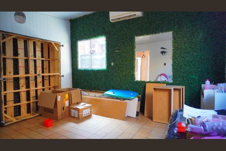 Edícula  de casa à venda com 4 quartos, 130m² em Rubem Berta, Porto Alegre