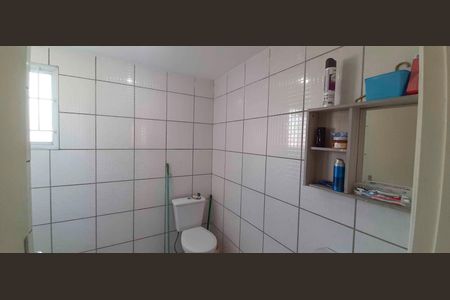 Banheiro de apartamento para alugar com 2 quartos, 55m² em Quitaúna, Osasco