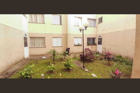 Vista do Quarto 1 de apartamento para alugar com 2 quartos, 55m² em Quitaúna, Osasco