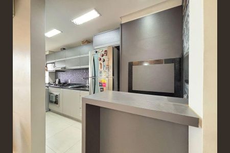 Cozinha de apartamento para alugar com 3 quartos, 71m² em Partenon, Porto Alegre