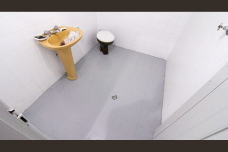Banheiro de casa para alugar com 3 quartos, 180m² em Vila Celeste, São Paulo