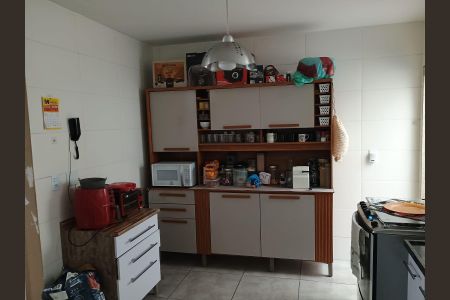 Sala/Cozinha de casa de condomínio à venda com 3 quartos, 180m² em Taquara, Rio de Janeiro