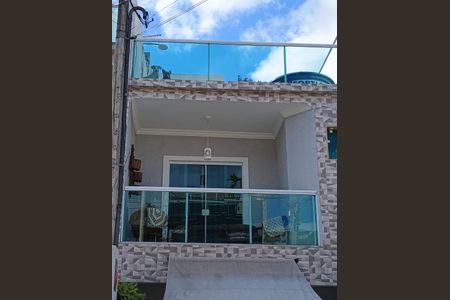 Casa de condomínio para alugar com 180m², 3 quartos e 1 vaga Casa de condomínio para alugar com 180m², 3 quartos e 1 vagaFachada