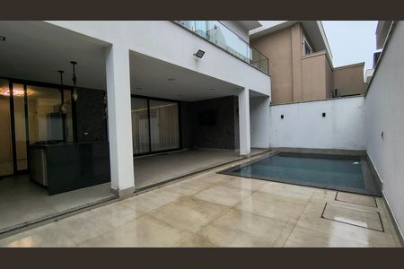 Quintal de casa de condomínio para alugar com 5 quartos, 500m² em Recreio dos Bandeirantes, Rio de Janeiro