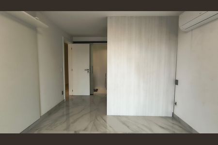 Casa de condomínio para alugar com 500m², 5 quartos e 4 vagas Casa de condomínio para alugar com 500m², 5 quartos e 4 vagasSuíte 3