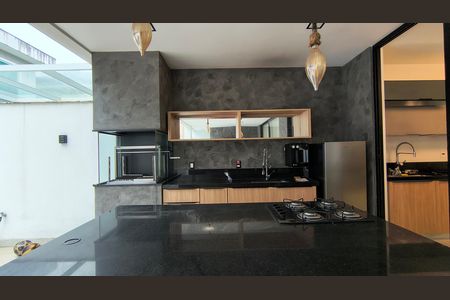 Casa de condomínio para alugar com 500m², 5 quartos e 4 vagas Casa de condomínio para alugar com 500m², 5 quartos e 4 vagasÁrea Gourmet