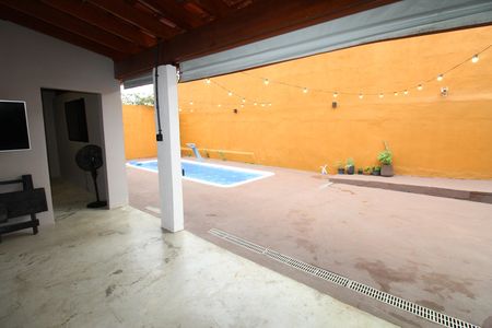 Casa para alugar com 150m², 2 quartos e 3 vagasÁrea Goumert