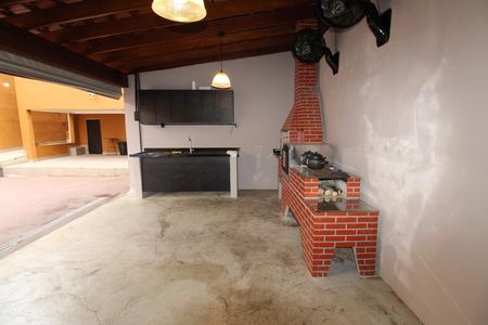 Casa para alugar com 150m², 2 quartos e 3 vagasÁrea Goumert