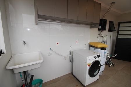 Casa para alugar com 150m², 2 quartos e 3 vagasÁrea de Serviço
