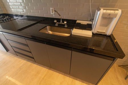 Apartamento para alugar com 75m², 2 quartos e 2 vagasCozinha