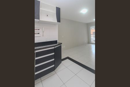 Cozinha/Area de serviço de apartamento para alugar com 3 quartos, 70m² em Teresópolis, Porto Alegre