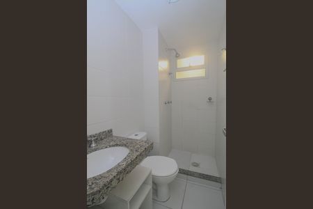 Apartamento para alugar com 70m², 3 quartos e 1 vaga Apartamento para alugar com 70m², 3 quartos e 1 vagaBanheiro