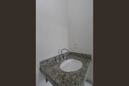 Apartamento para alugar com 70m², 3 quartos e 1 vaga Apartamento para alugar com 70m², 3 quartos e 1 vagaBanheiro da Suíte