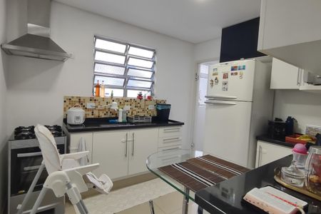 Apartamento à venda com 96m², 2 quartos e 2 vagas Apartamento à venda com 96m², 2 quartos e 2 vagasCozinha