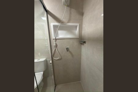 Apartamento para alugar com 61m², 3 quartos e 1 vaga Apartamento para alugar com 61m², 3 quartos e 1 vagaBanheiro 2