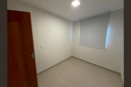 Apartamento para alugar com 61m², 3 quartos e 1 vaga Apartamento para alugar com 61m², 3 quartos e 1 vagaQuarto 02