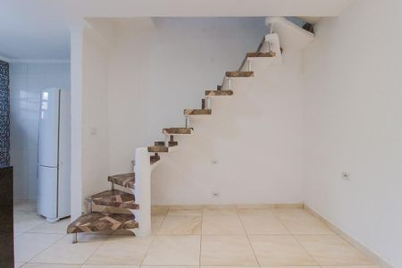 Casa para alugar com 2 quartos, 72m² em Jardim Zaira, Mauá