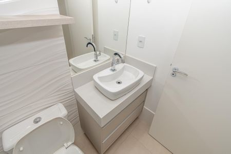 Apartamento para alugar com 108m², 3 quartos e 3 vagasBanheiro da Suíte 1