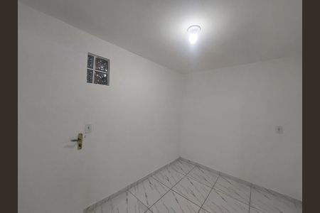 Quarto 2 de casa para alugar com 2 quartos, 70m² em Vila Progresso (zona Sul), São Paulo