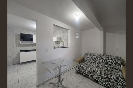 Sala de casa para alugar com 2 quartos, 70m² em Vila Progresso (zona Sul), São Paulo