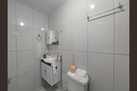 Casa para alugar com 70m², 2 quartos e sem vagaBanheiro