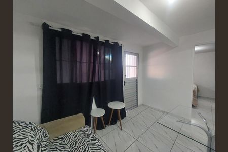 Sala de casa para alugar com 2 quartos, 70m² em Vila Progresso (zona Sul), São Paulo