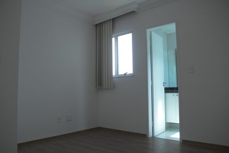 Apartamento para alugar com 153m², 3 quartos e 2 vagasQuarto 3 - Suíte