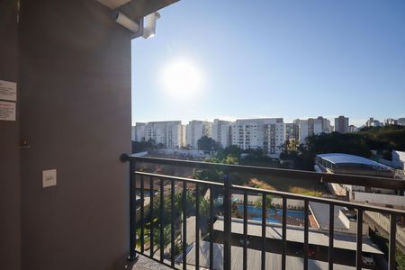 Apartamento para alugar com 38m², 2 quartos e sem vaga Apartamento para alugar com 38m², 2 quartos e sem vagaVaranda