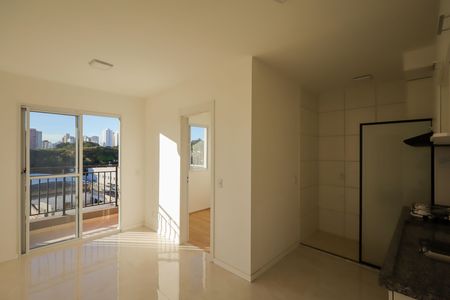 Apartamento para alugar com 38m², 2 quartos e sem vaga Apartamento para alugar com 38m², 2 quartos e sem vagaSala
