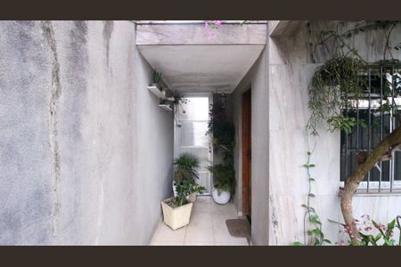 Casa à venda com 125m², 3 quartos e 5 vagas