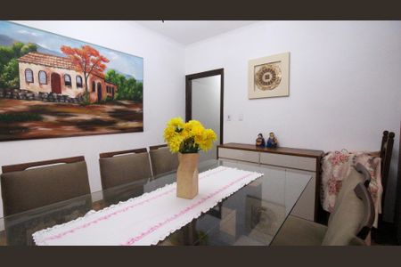 Casa à venda com 3 quartos, 125m² em Vila Prudente, São Paulo