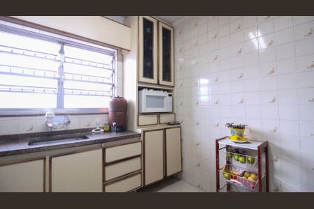 Casa à venda com 125m², 3 quartos e 5 vagas