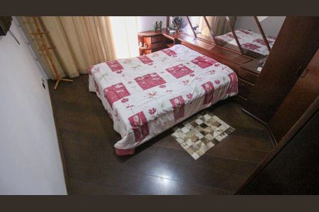 Casa à venda com 125m², 3 quartos e 5 vagas