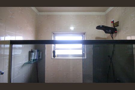 Casa à venda com 125m², 3 quartos e 5 vagas