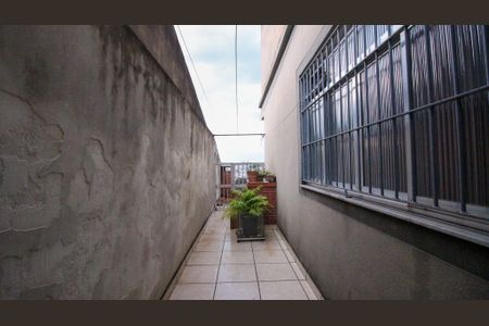 Casa à venda com 125m², 3 quartos e 5 vagas