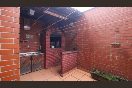 Casa à venda com 125m², 3 quartos e 5 vagas
