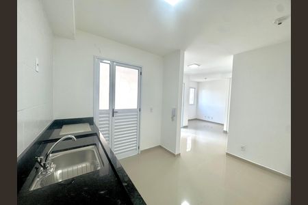 Apartamento à venda com 44m², 2 quartos e 1 vaga Apartamento à venda com 44m², 2 quartos e 1 vagaCozinha