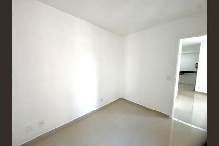 Quarto de apartamento para alugar com 2 quartos, 44m² em Picanço, Guarulhos