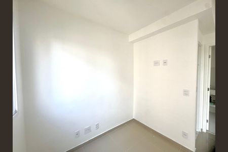 Sala de apartamento para alugar com 2 quartos, 44m² em Picanço, Guarulhos