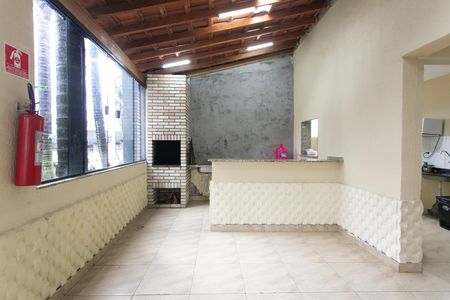 Apartamento para alugar com 48m², 2 quartos e 1 vaga Apartamento para alugar com 48m², 2 quartos e 1 vagaÁrea comum - Salão de Festas