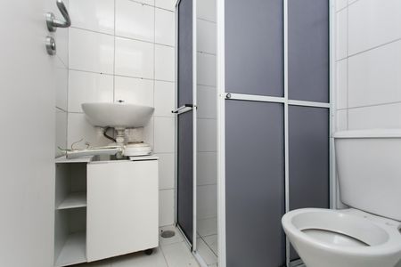 Apartamento para alugar com 48m², 2 quartos e 1 vaga Apartamento para alugar com 48m², 2 quartos e 1 vagaBanheiro